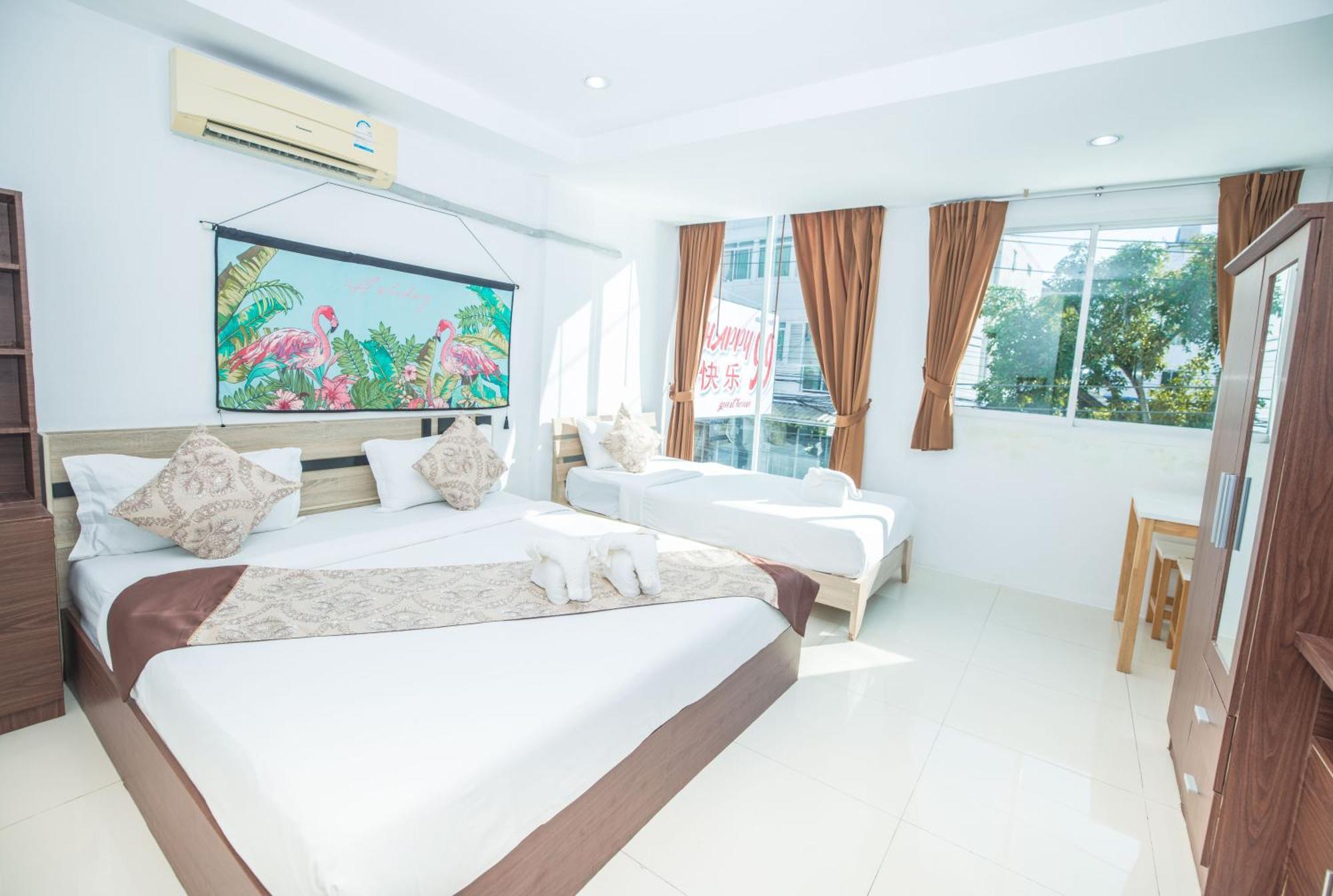 Happy 99 Guest House Patong Екстериор снимка