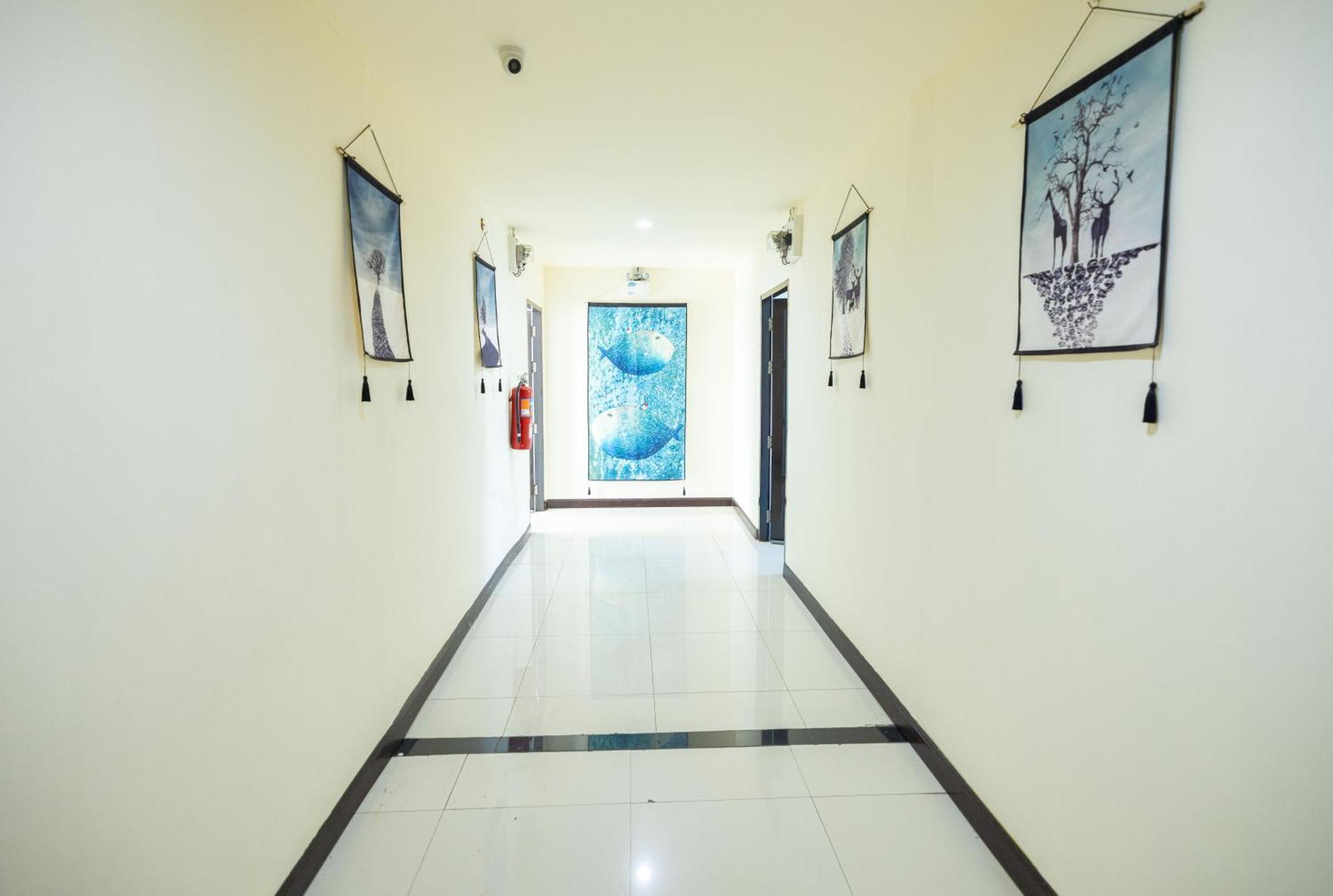 Happy 99 Guest House Patong Екстериор снимка
