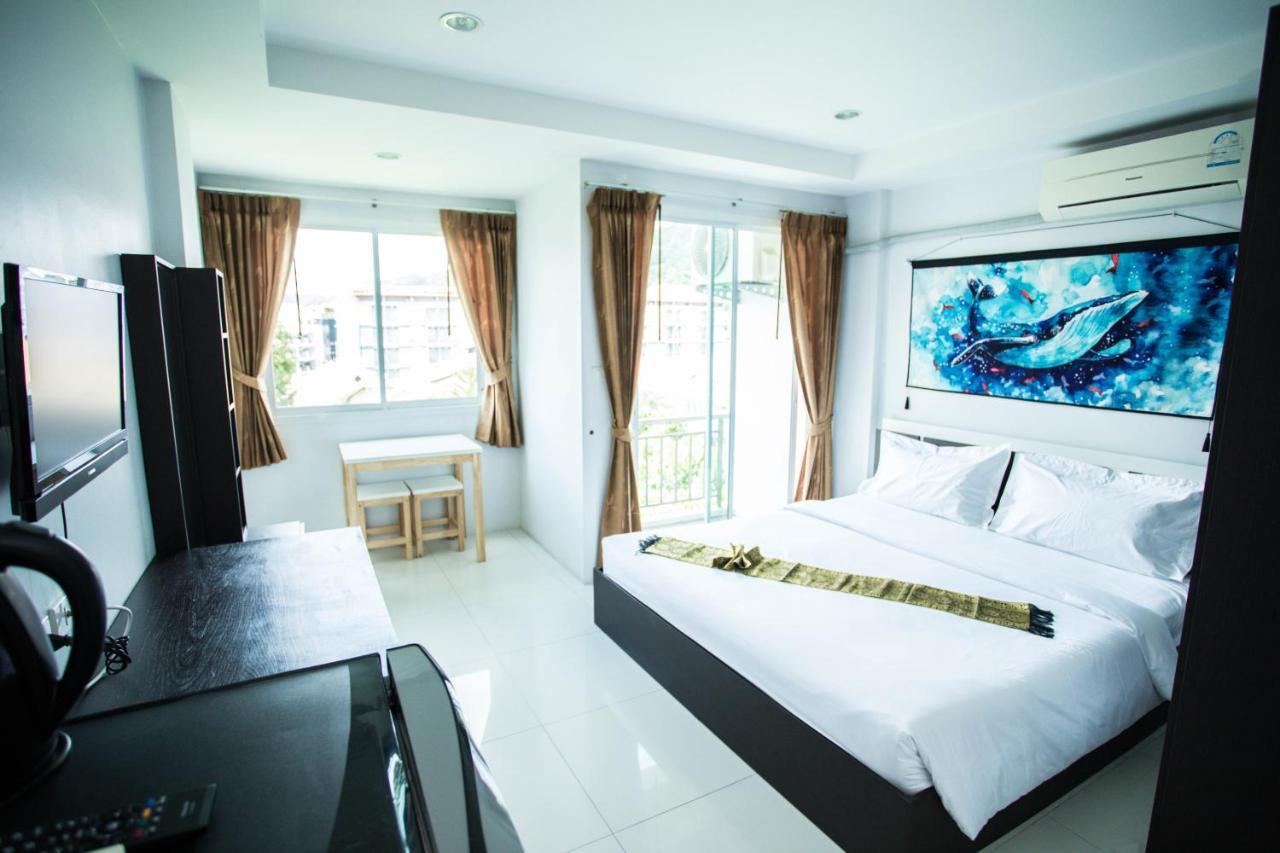 Happy 99 Guest House Patong Екстериор снимка